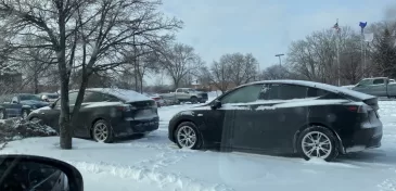 Kaip elektromobiliams sekasi žiemą? „Tesla” šiemet išmoko karčią pamoką