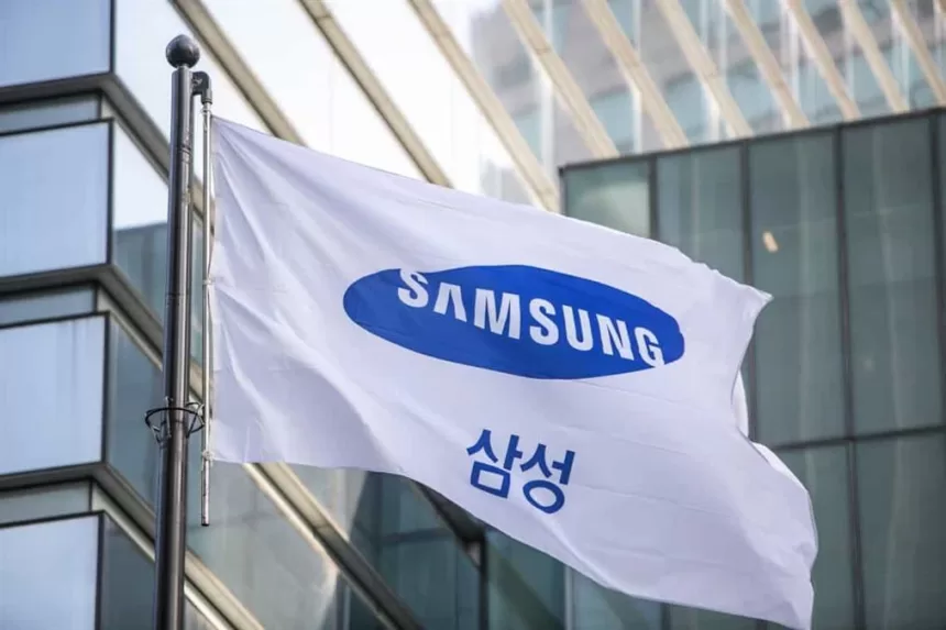 „Samsung“ nenori atsilikti: šią vasarą pasirodys kompanijos kreditinė kortelė