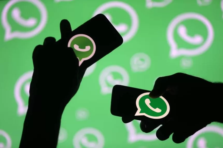 „WhatsApp” vadovas atskleidė: „Apple” nekenčia naudojančių „Android”
