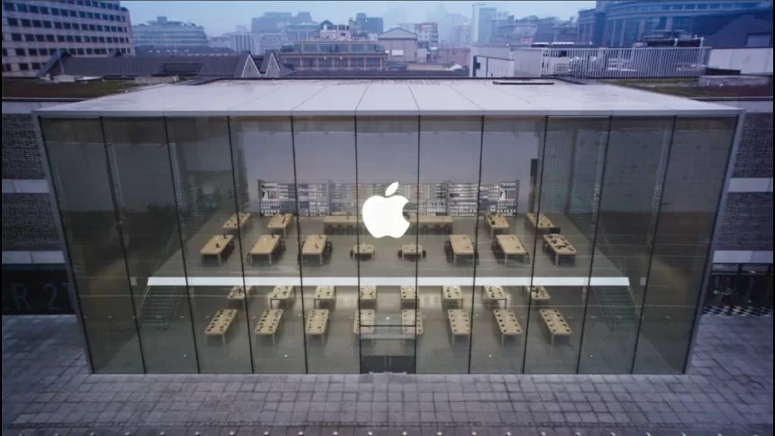 „Apple” uždaro parduotuves ir biurus Kinijoje