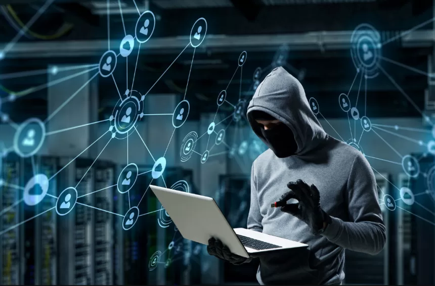 Kibernetiniame pasaulyje nusikaltimai vyksta taip pat dažnai kaip ir gatvėse