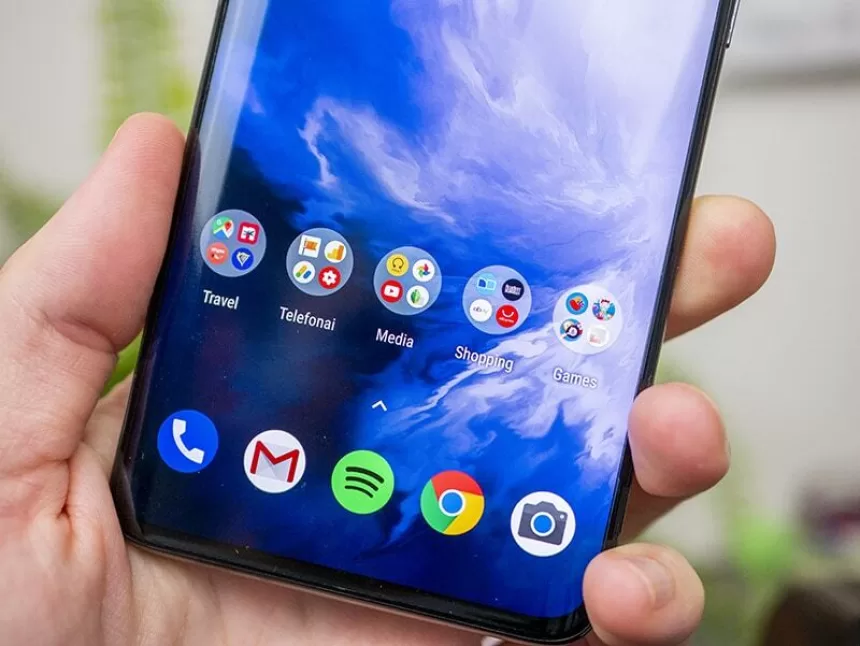 Staigmena: „OnePlus 7“ turėtojai gali būti tarp pirmųjų gavusių „Android 10“