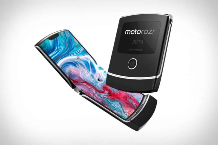 „Motorola“ dar šiemet gali pristatyti sulenkiamą telefoną