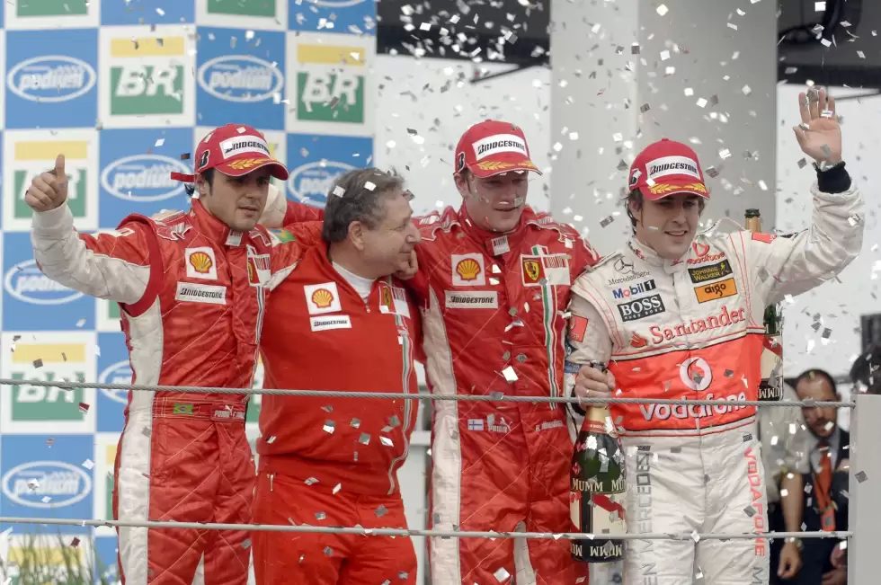 Brazil-F1-2007-podium-Raikkonen-Massa-Alonso-Foto-Ferrari