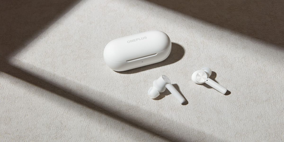 Nepraleiskite progos: „OnePlus” ausines galima įsigyti kur kas pigiau, nei siūlo gamintojas