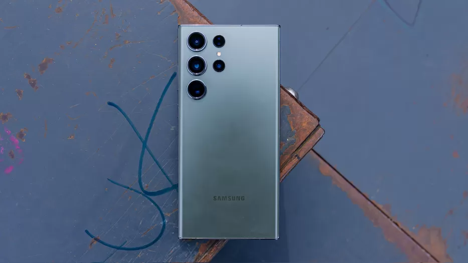Kitąmet pasirodantis „Samsung“ flagmanas bus kitoks: ketinama atsisakyti vienos iš kamerų, sužinokite kas keisis