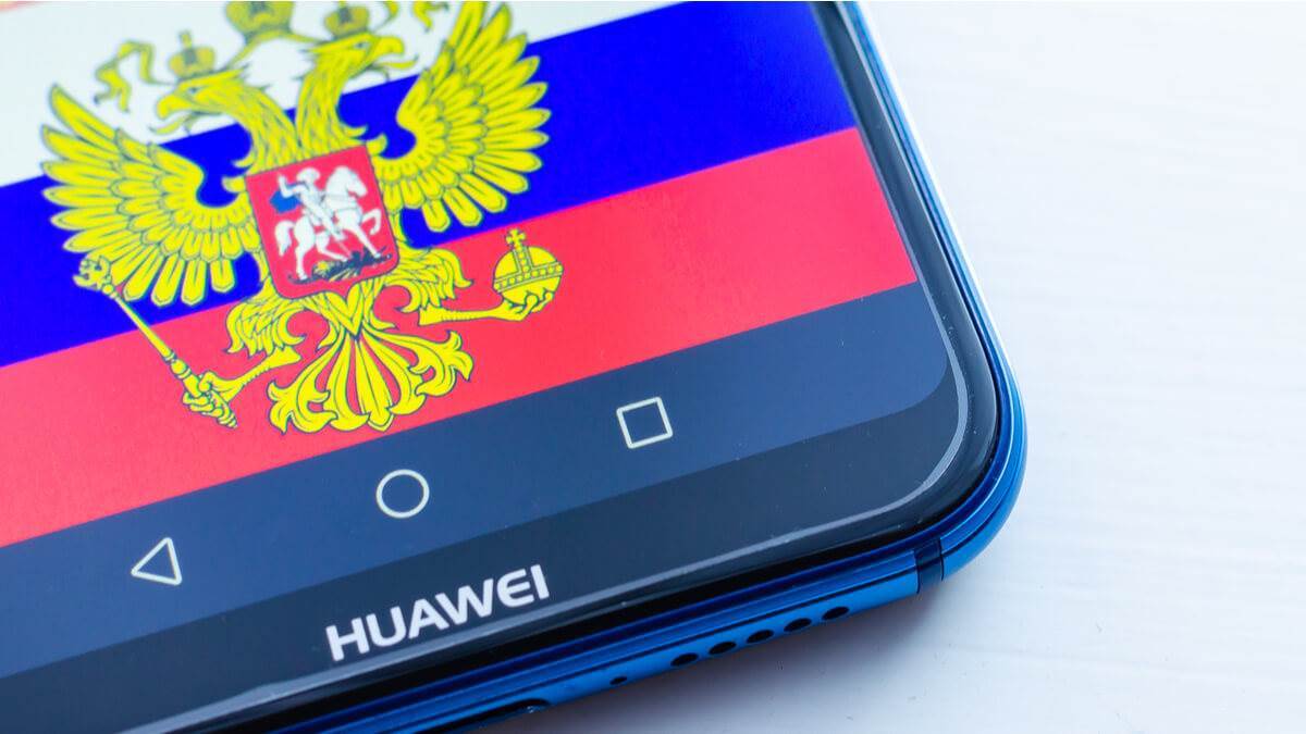 Užsitraukusi amerikiečių nemalonę „Huawei” daugiau pinigų investuos Rusijoje