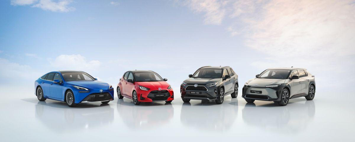 „Toyota“ turi kuo pasidžiaugti: gerino pardavimų prognozes ir numato didesnį augimą Europoje