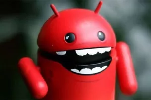 „Android“ telefonų savininkai gali likti be visų savo santaupų: plinta naujas virusas, kurį aptikti yra neįtikėtinai sunku