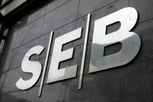 SEB bankas informuoja apie galimus nepatogumus: šiandien klientams gali kilti netikėtų nepatogumų, sužinokite kas vyksta
