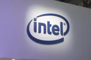 „Intel“ didina savo procesorių kainas: 12 kartos lustai dabar kainuos gerokai brangiau nei anksčiau
