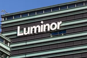 „Luminor“ įspėja savo klientus: šiąnakt daugelis gali susidurti su netikėtais nepatogumais, paaiškino kas vyksta