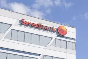 „Swedbank“ klientams – banko perspėjimas apie galimus nepatogumus: gali sutrikti banko teikiamos paslaugos, pasiruošti turėtų visi