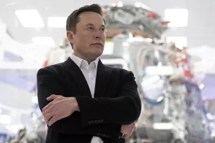 To žmonijos istorijoje dar nėra buvę: E.Muskas užfiksavo pasiekimą, kurį nulėmė nepavydėtina situacija su „Tesla“ akcijomis