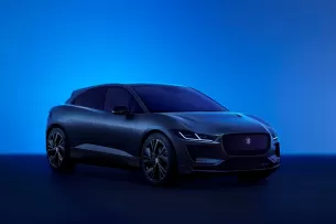 „Jaguar“ pristatė atnaujintą elektrinį visureigį I-PACE
