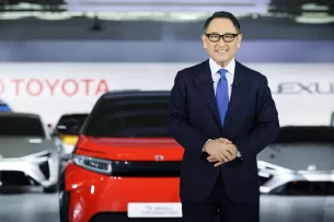 Didelės naujojo japonų automobilių milžinės vadovo ambicijos: artimiausiu metu debiutuos net 10 elektromobilių, tikisi didžiulių pardavimų