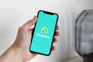 „WhatsApp“ skelbia apie būsimus saugumo pokyčius: žinučių konfidencialumą prilygina pokalbiams akis į akį