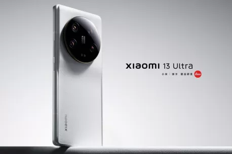 „Xiaomi“ sudrebino išmaniųjų telefonų rinką: pristatytas įspūdingomis kameromis aprūpintas „Xiaomi 13 Ultra“ flagmanas