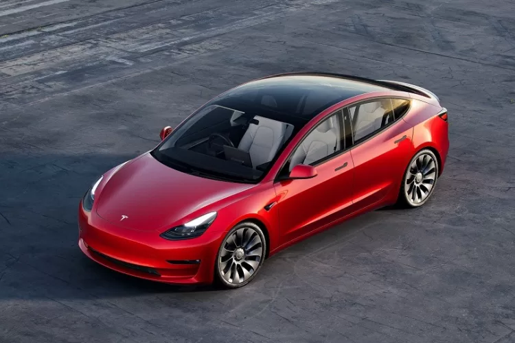 „Tesla“ pasiekė tai, kuo negali pasigirti joks kitas gamintojas: atskleista, kiek kainuoja pagaminti elektrinius automobilius