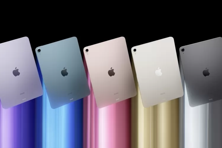 „Apple“ pristatė naująją „iPad Air 5“ planšetę: galingiausias produktas „Air“ serijos istorijoje
