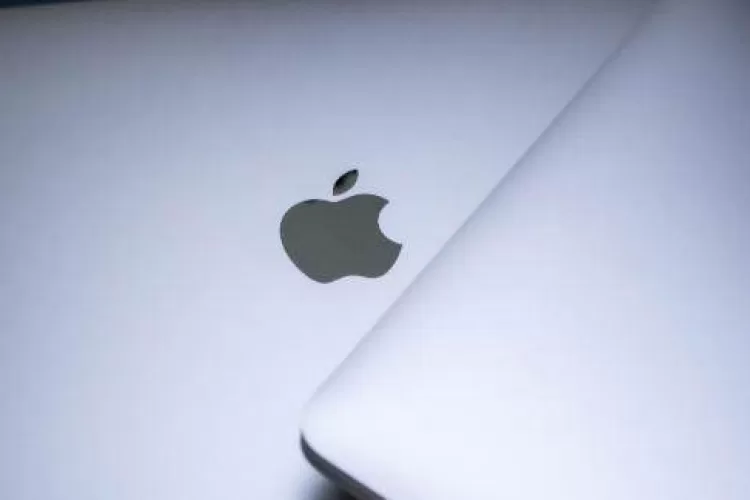 „Apple“ pažadėjo kompensacijas „MacBook“ vartotojams: nekokybiškos klaviatūros kompanijai kainuos apvalią sumelę