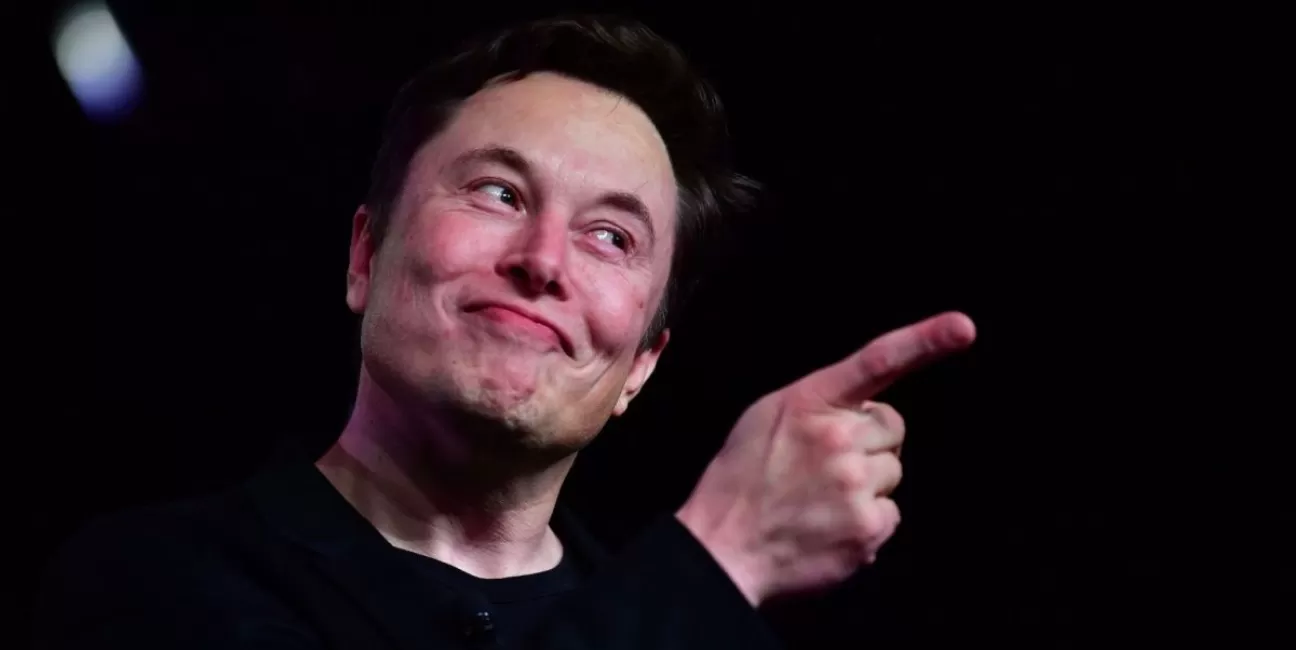 „Tesla“ vadovas ir „SpaceX“ įkūrėjas ne juokais prisidirbo: į viešumą iškilo itin skandalinga istorija