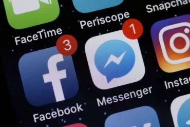 „Facebook“ ketina leisti jums pailsėti nuo virtualios erdvės: bendrovė skirs dėmesį vartotojų psichologinei būsenai