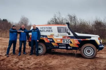 Lietuviai Dakare finišo sieks seniausiu automobiliu: gausybė išskirtinių savybių ir jokios palaikymo komandos