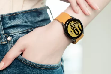 Įsigijote „Samsung Galaxy Watch 4“ laikrodį? Naudinga atmintinė sklandžiam įrenginio valdymui