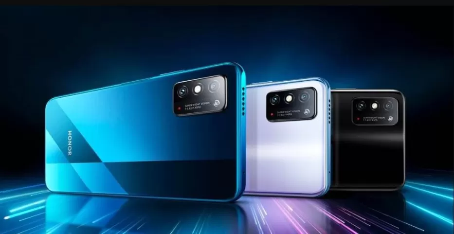 Didžiausias pastarųjų metų telefonas? „Honor“ oficialiai pristatė milžinišku ekranu pasižymintį „X10 Max 5G“ modelį