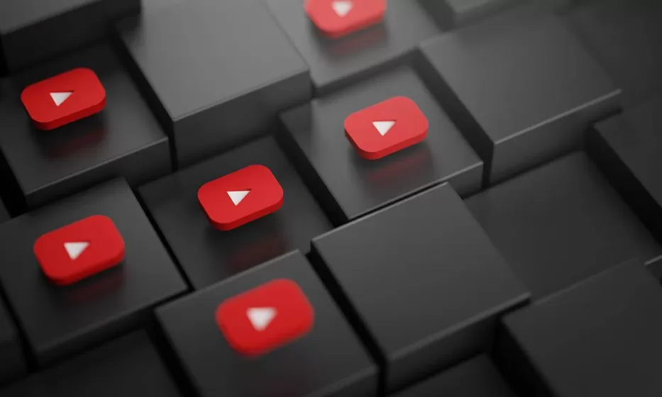 „YouTube“ šalina propagandinį turinį: platformoje blokuojamos rusiškų televizijos kanalų transliacijos