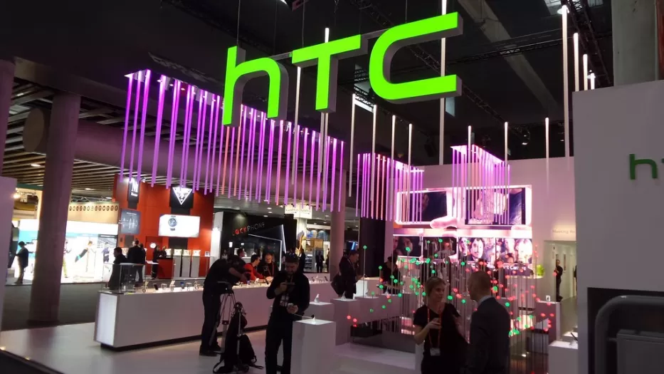 HTC ruošia naują telefoną: naujasis „Wildfire“ modelis sugrąžins mus į senovę