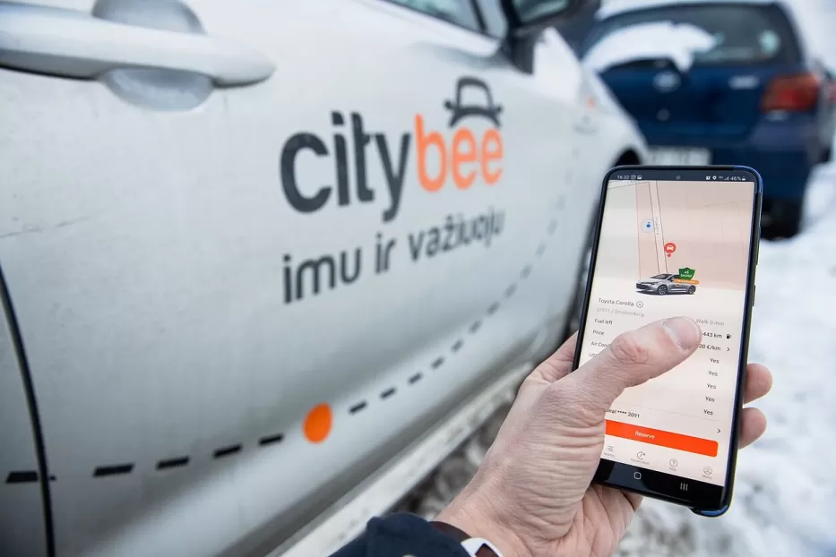 Augantis dalijimosi automobiliais paslaugų poreikis: nuo šiol „CityBee“ klientai galės sutaupyti papildomai