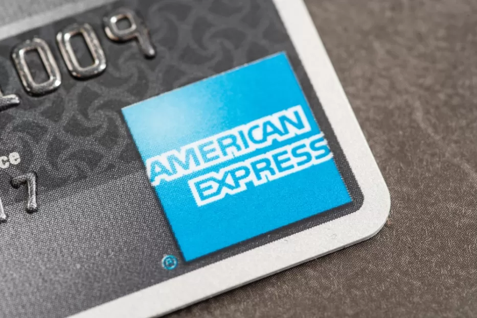 Rusai į šiukšliadėžę gali išmesti ir dar vieną kortelę: „Visa“ ir „Mastercard“ pavyzdžiu pasekė ir „American Express“