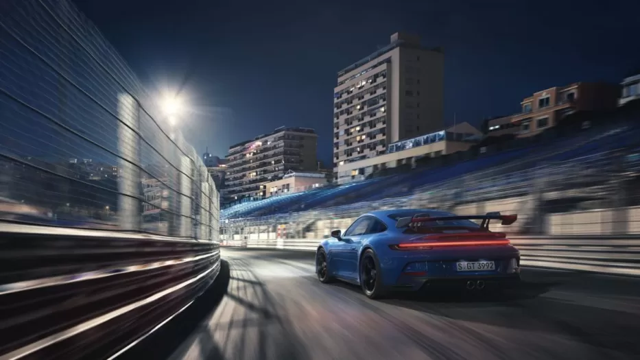 Subalansuotas trasai, bet puikiai tinka ir kasdienybėje: „Porsche“ pristatė naująjį „911 GT3“