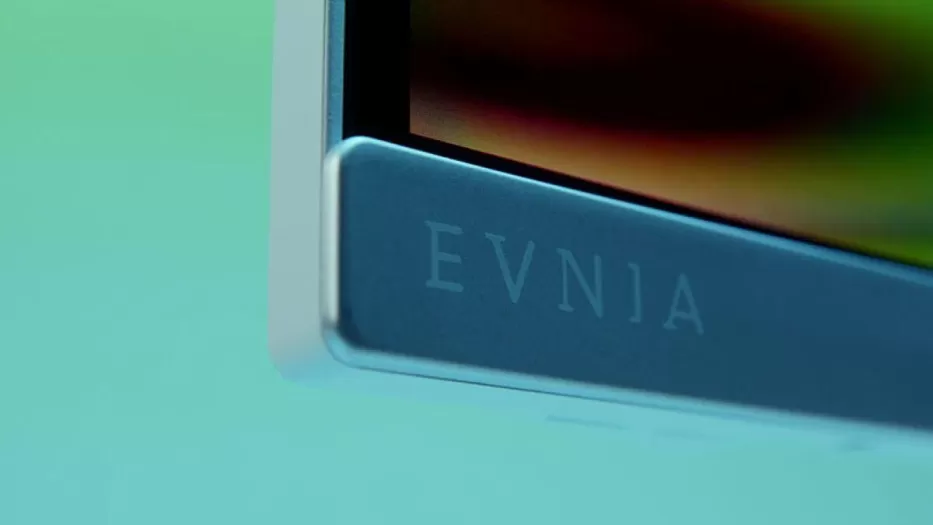 „Philips“ plečia „Evnia“ žaidimų monitorių asortimentą: pristatyti du inovatyvūs produktai, kurie nustebins kiekvieną žaidimų gerbėją