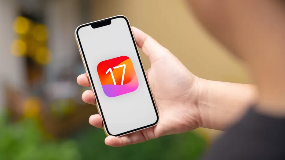 Savininko balsu prabilęs „iPhone“ ir kontaktų pasidalinimas prilietimu: 5 naujovės, kurias pasiūlys „iOS 17“ atnaujinimas