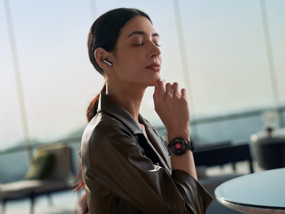„Huawei“ pristatė išmanųjį laikrodį „Watch 4 Pro“: išsiskiria nauju sveikatos režimu