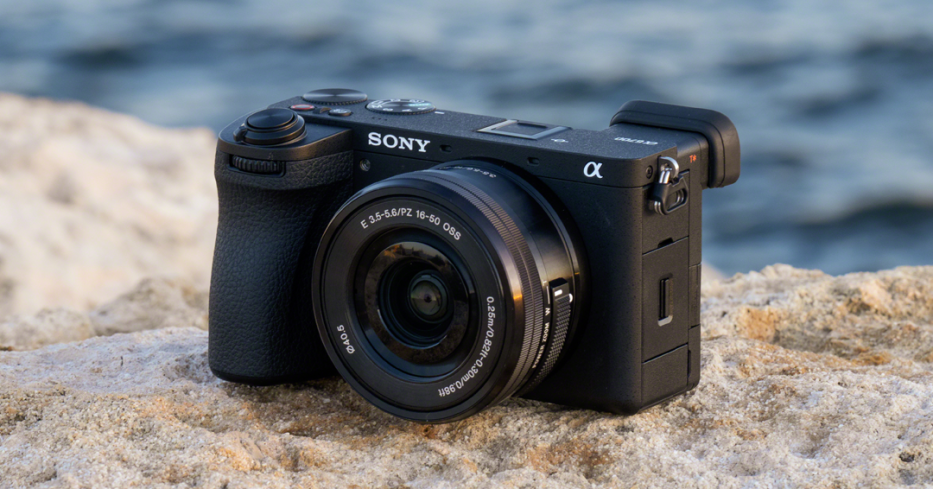 „Sony“ pristato savo pažangiausią APS-C tipo fotoaparatą „a6700“ ir universalų kryptinį mikrofoną „VX9547“