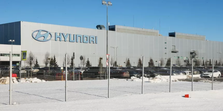 „Hyundai“ atsikrato savo turtu Rusijoje: nepaisant milžiniškų nuostolių, gamykla parduodama už juoką keliančią kainą