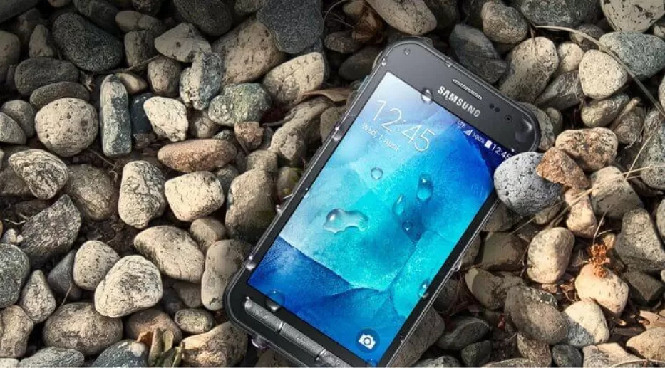 „Samsung”  ruošiasi pristatyti „Xcover 4“  įpėdinį