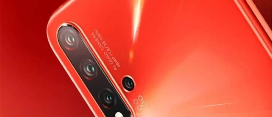 „Huawei“ pristatė du naujus flagmanus – „Nova 5“ ir „Nova 5 Pro“