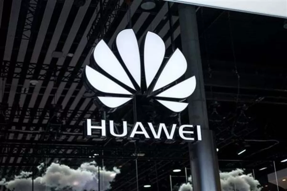 Tai ką privalo žinoti visi „Huawei“ įrenginių savininkai – kompanijos atstovai atsakė į svarbiausius klausimus