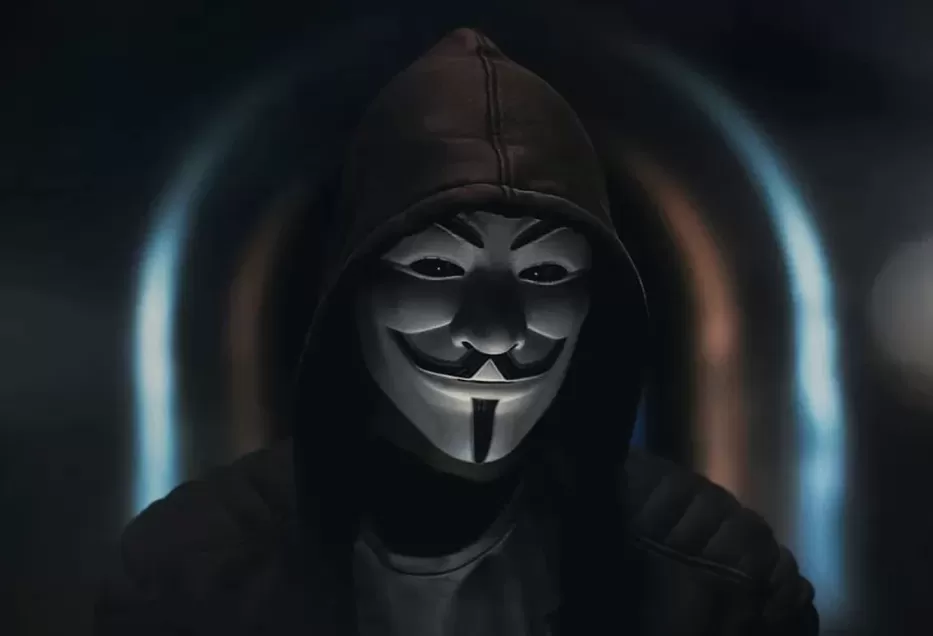 Dar vienas smūgis Kremliaus propagandai: grupuotė „Anonymous“ perėmė TV transliacijų valdymą ir pasiuntė žinutę visiems rusams