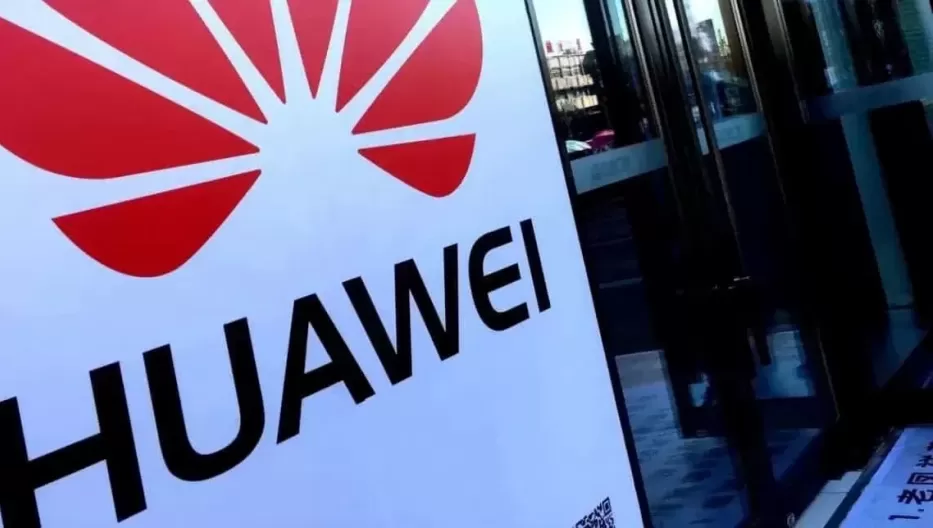 „Huawei“ gali ir vėl sudrebinti telefonų rinką: į bendrovės telefonus jau netrukus gali grįžti galimybė, kurios nebuvo pastaruosius metus