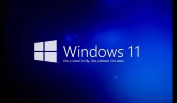 „Windows 11“ populiarumas pasiekė rekordinę žymą: naujausia „Microsoft“ operacinės sistemos versija fiksuoja didėjančią vartotojų dalį, tačiau iki „Windows 10“ dar toli