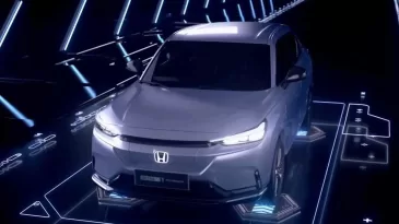 „Honda“ pristatė tris naujus automobilius: debiutavo ne tik hibridinis modelis, bet ir naujasis „e:Ny1“ elektromobilis