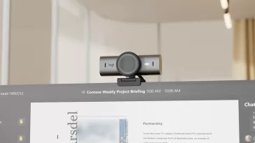 „Logitech“ pristatė naują interneto kamerą „MX Brio“ - produktas sukurtas naujiems darbo  ir srautinės transliacijos būdams