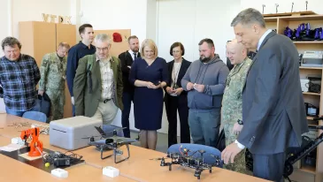 Kuriama unikali dronų konstravimo ir valdymo studijų programa, prisidėsianti prie šalies saugumo