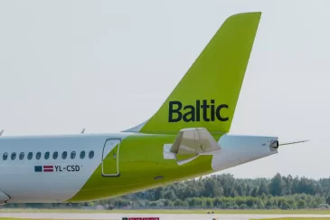 „airBaltic“ spalį pasiekė naujus keleivių ir apkrovos koeficiento rekordus: visose savo bazėse pervežė 470 800 keleivių, t. y. 11 proc. daugiau nei pernai, o apkrovos koeficientas siekė 84,1 proc.